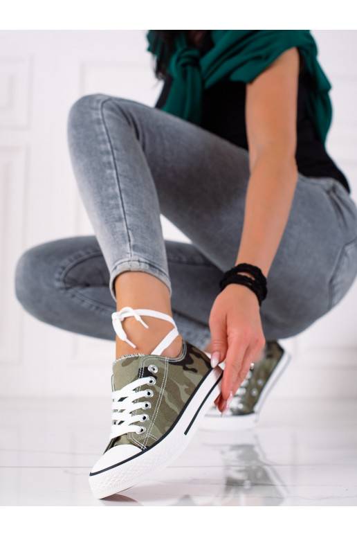 Klassikalise mudeli naiste saapad