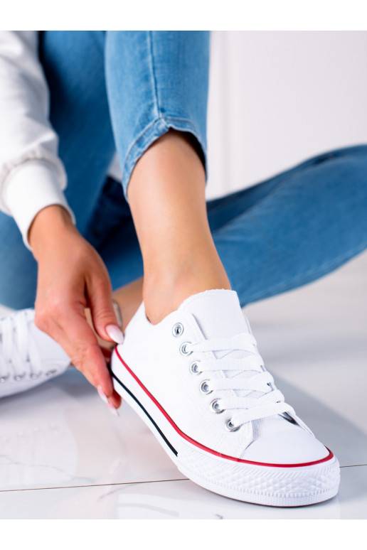 Klassikalise mudeli naiste saapad