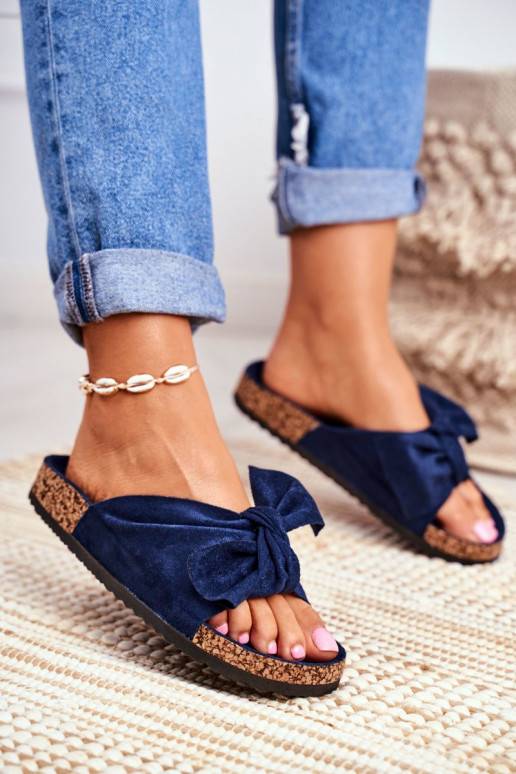 Plätud tumesinist värvi Wendy Plätud tumesinist värvi Wendy