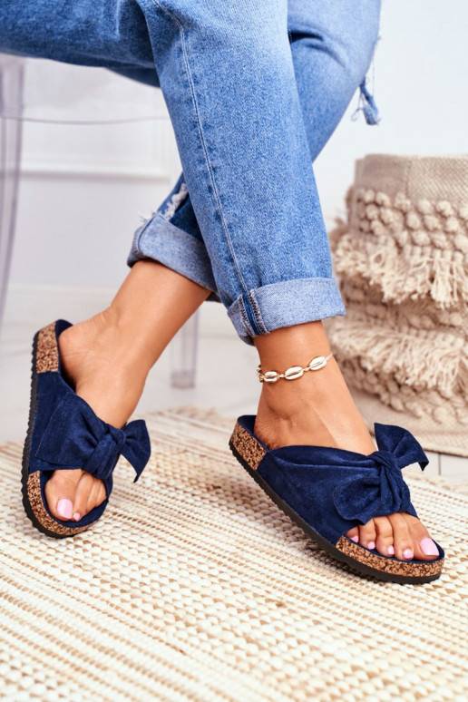 Plätud tumesinist värvi Wendy Plätud tumesinist värvi Wendy