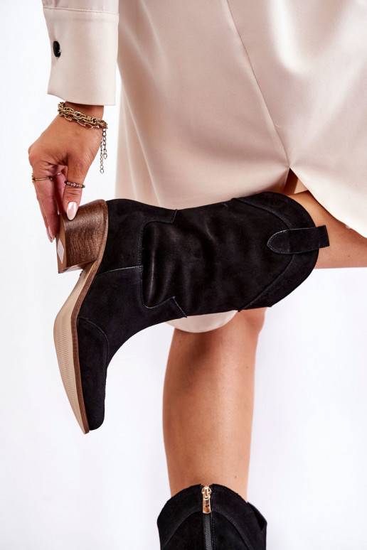 seemisnakhsed pika säärega saapad...