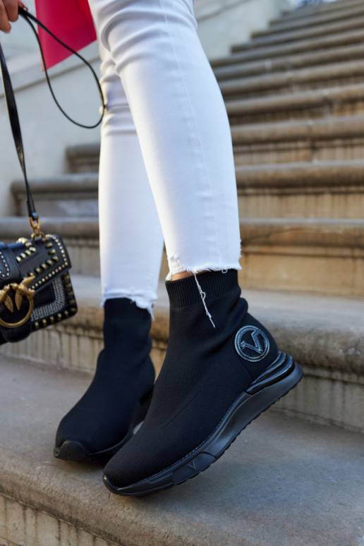 Spordijalatsid mustad Runaway Spordijalatsid mustad Runaway