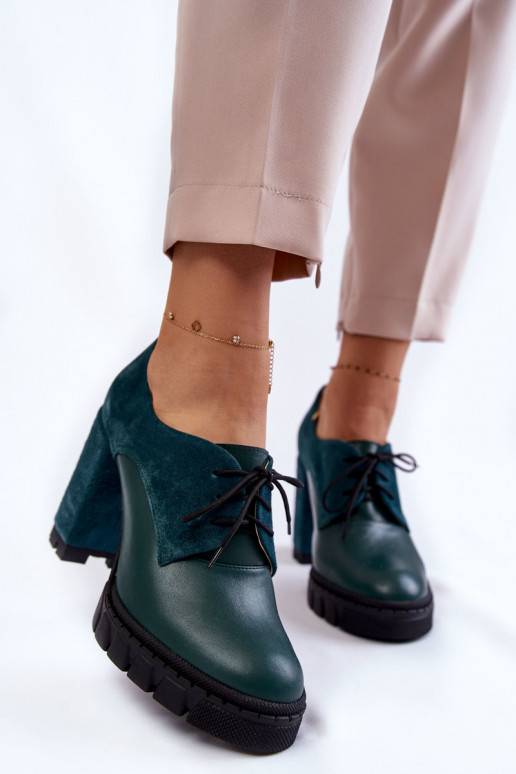 Moekad Naiste poolsaapad platvormiga... Moekad Naiste poolsaapad platvormiga...