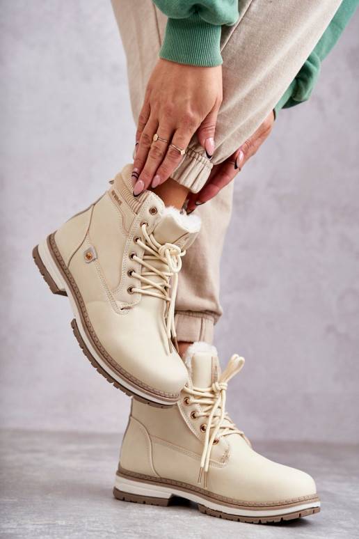 Naiste poolsaapad jalanõud beeži... Naiste poolsaapad jalanõud beeži...