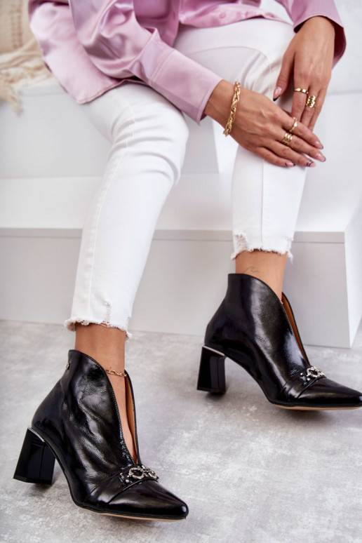 Naiste poolsaapad kõrge jämeda... Naiste poolsaapad kõrge jämeda...