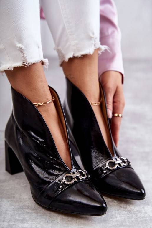 Naiste poolsaapad kõrge jämeda... Naiste poolsaapad kõrge jämeda...