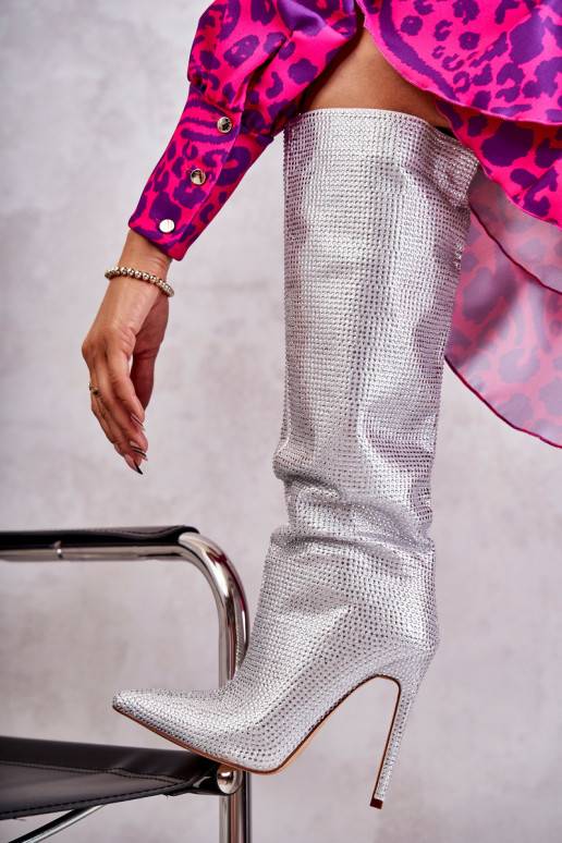 Moekad pika säärega saapad kõrge... Moekad pika säärega saapad kõrge...