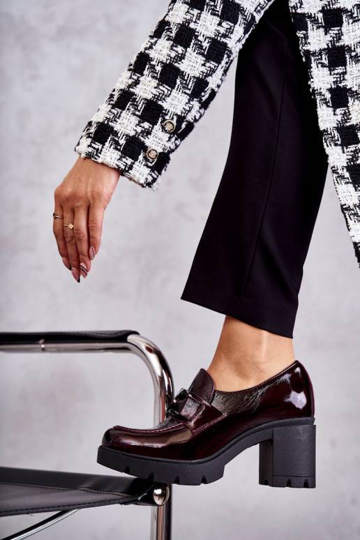 Elegantsed jalatsid kõrge jämeda... Elegantsed jalatsid kõrge jämeda...