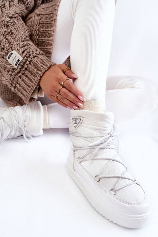 Moekad nööpidega lumesaapad... Moekad nööpidega lumesaapad...