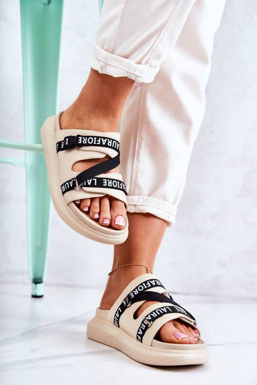 Moekad Plätud La.Fi beeži värvi Menifis Moekad Plätud La.Fi beeži värvi Menifis