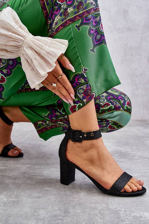 Kõrge jämeda kontsaga mustad Maxim Kõrge jämeda kontsaga mustad Maxim