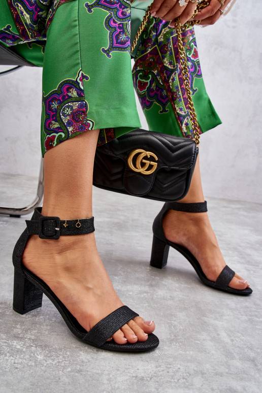 Kõrge jämeda kontsaga mustad Maxim Kõrge jämeda kontsaga mustad Maxim