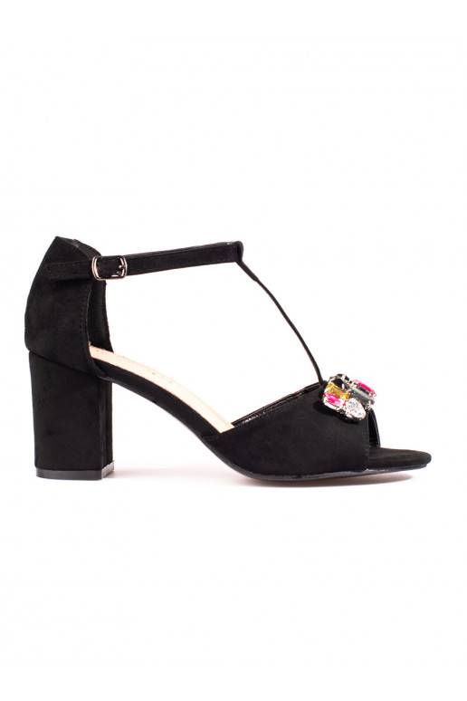 seemisnakhsed  kingad kõrge kontsaga  Shelovet Mustad