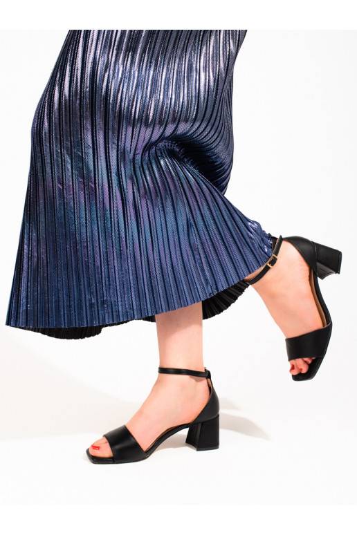  Mustad kingad  Shelovet 