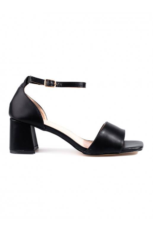  Mustad kingad  Shelovet 