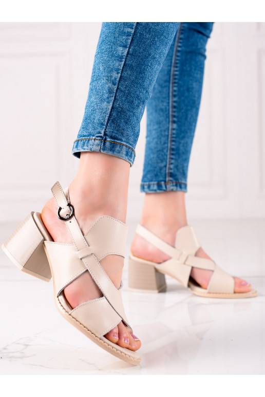 Naturaalsest nahast sandaalid kõrge... Naturaalsest nahast sandaalid kõrge...