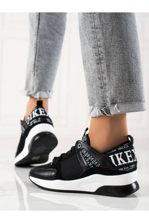 Moekad vabaajajalatsid Vinceza Mustad