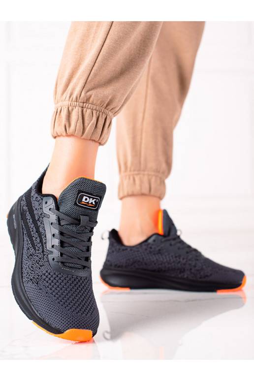 Spordistiilis kingad DK halli värvi