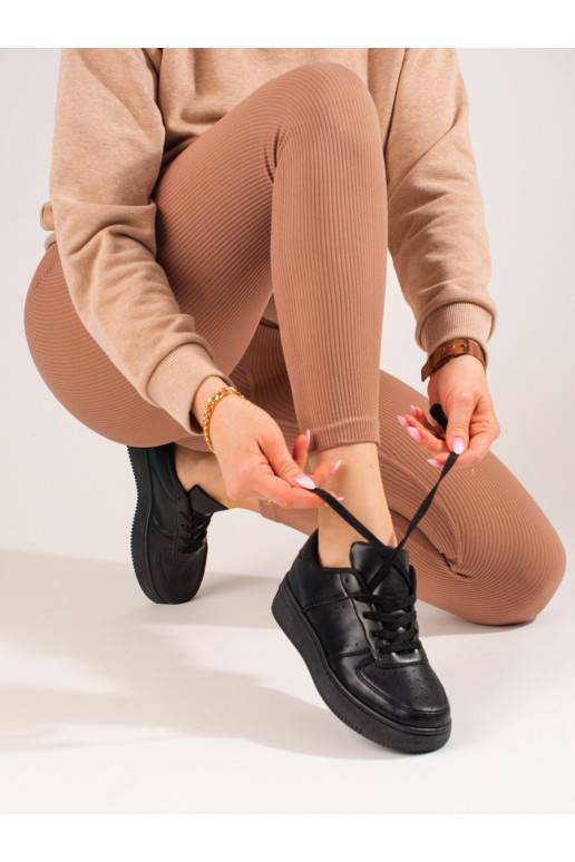 Must spordijalatsidy Shelovet 