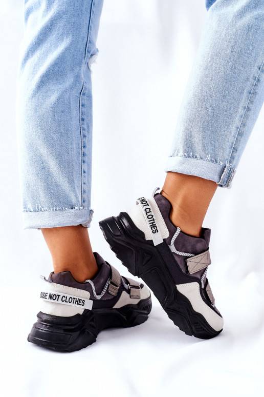 Moekad vabaajajalatsid mustad Katerini Moekad vabaajajalatsid mustad Katerini