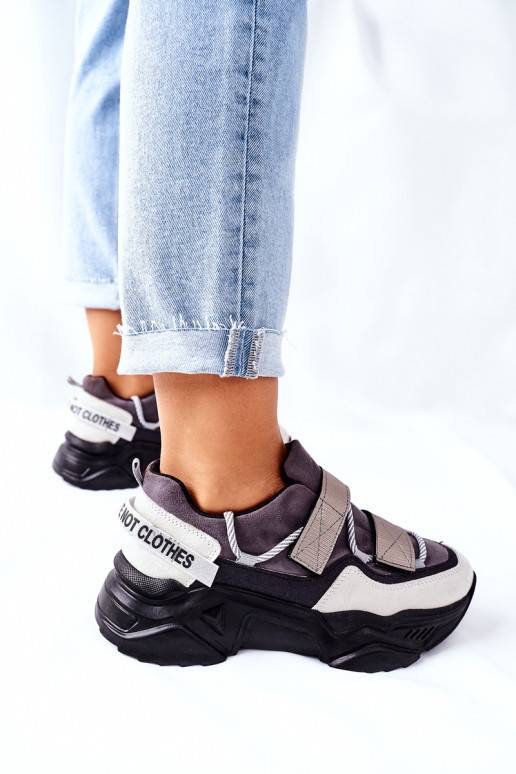 Moekad vabaajajalatsid mustad Katerini Moekad vabaajajalatsid mustad Katerini