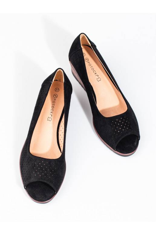    poolsaapad  Potocki Mustad