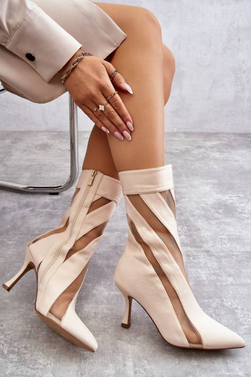 Moekad Naiste poolsaapad kõrge jämeda... Moekad Naiste poolsaapad kõrge jämeda...