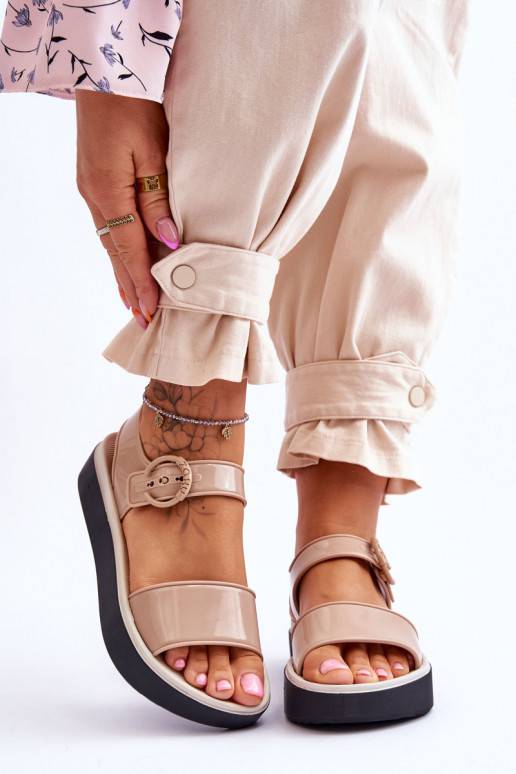 Sandaalid beeži värvi-mustad Sandaalid beeži värvi-mustad