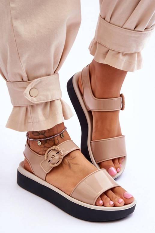 Sandaalid beeži värvi-mustad Sandaalid beeži värvi-mustad