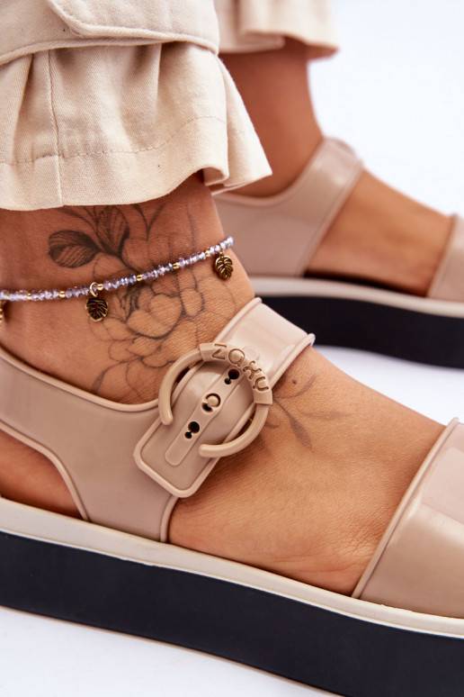 Sandaalid beeži värvi-mustad Sandaalid beeži värvi-mustad