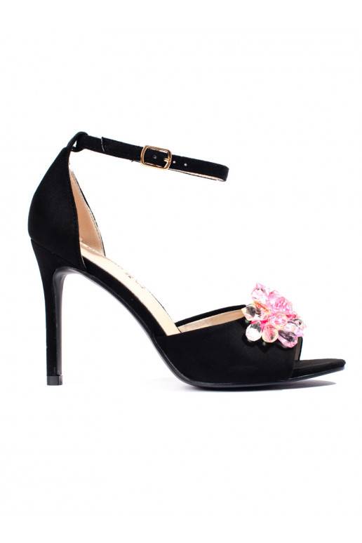 mustad kingad  Shelovet mustad kingad  Shelovet