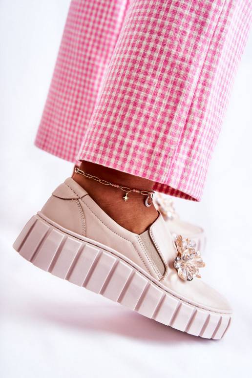 Stiilsed spordijalatsid naturaalsest... Stiilsed spordijalatsid naturaalsest...