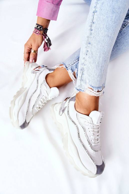 Sportliku stiiliga jalanõud Cross...