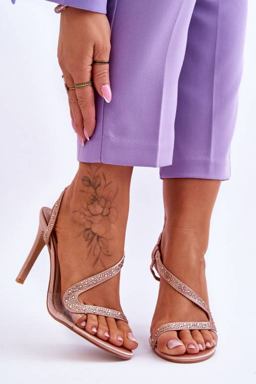 Elegantsed sandaalid kõrge jämeda...