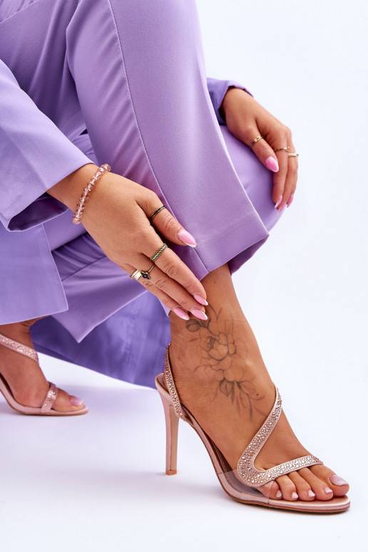 Elegantsed sandaalid kõrge jämeda...