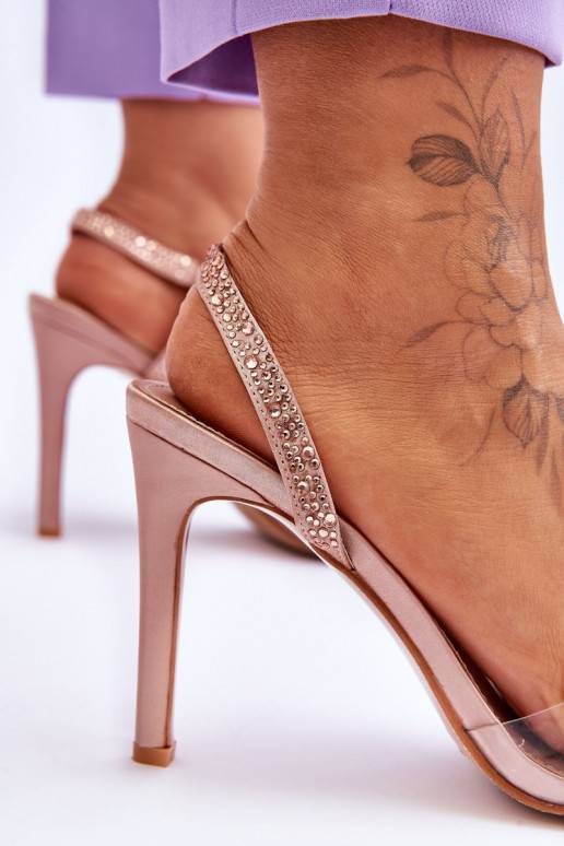 Elegantsed sandaalid kõrge jämeda...