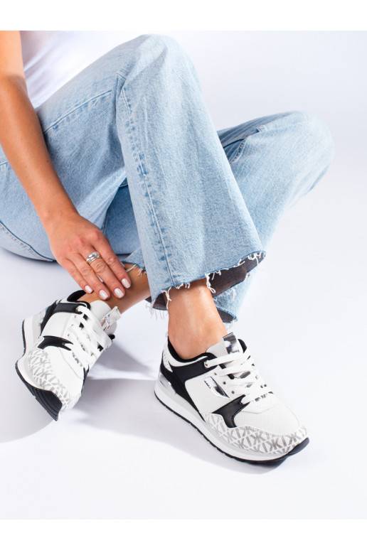 Sportliku stiiliga valge värv-Mustad naiste kingade Shelovet