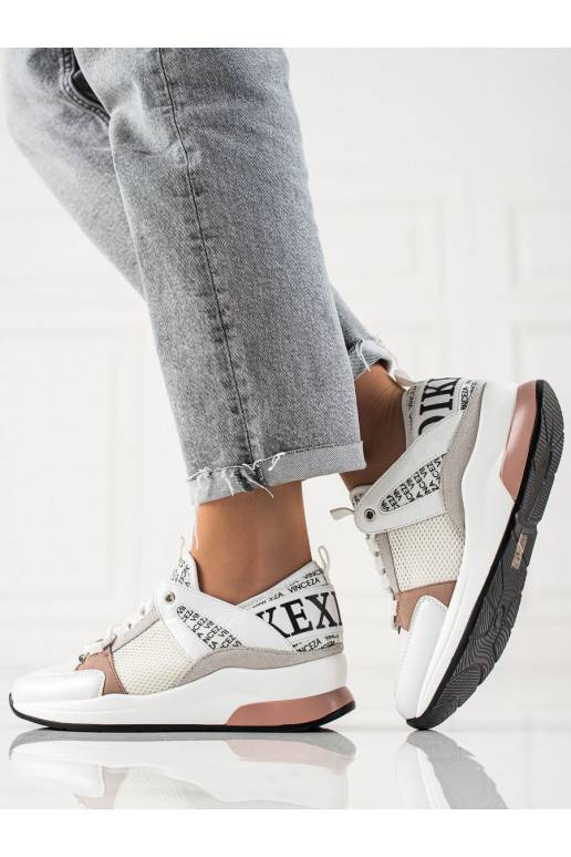 Moekad vabaajajalatsid Vinceza valge...