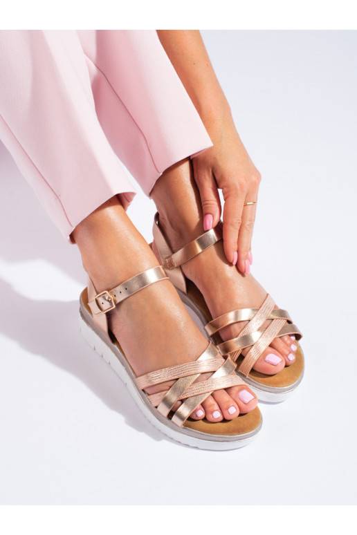 Mugavad väikese platvormiga naiste... Mugavad väikese platvormiga naiste...