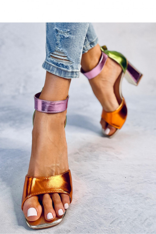 Kõrge kontsaga rihmikud 180718 Inello