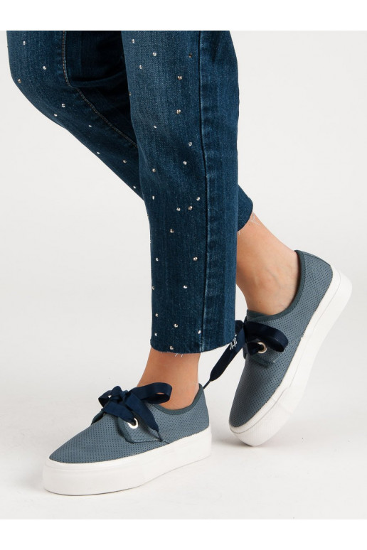 paelte ja lehvidega vaba aja jalatsid...