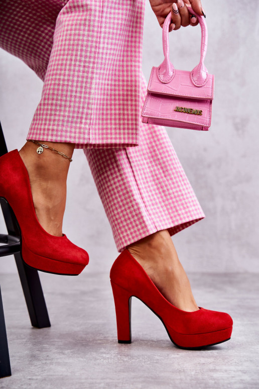 Klassikalise mudeli Kingad kõrge... Klassikalise mudeli Kingad kõrge...