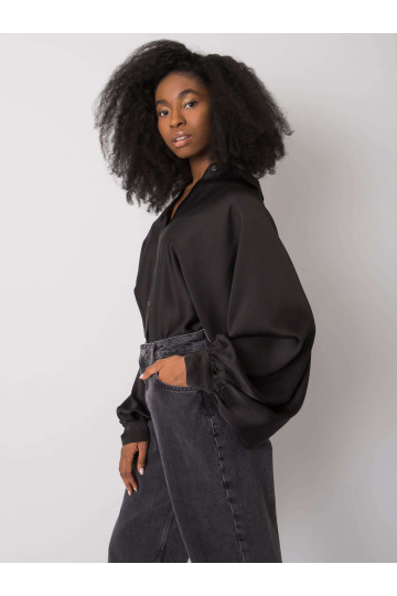 Must laiade varrukatega... 2