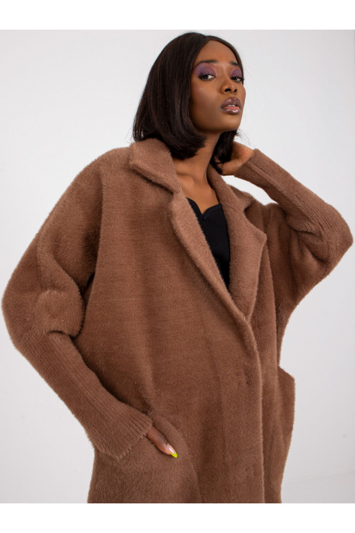 Pruun naiste villase alpaka mantel Pruun naiste villase alpaka mantel
